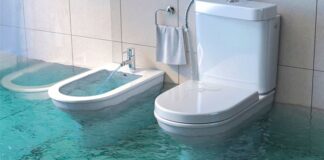 Why Is Your Toilet Overflowing And What Can Be Done About It? Toilet Overflowing